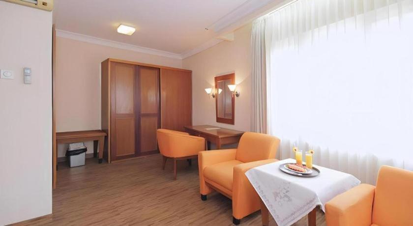 Nalendra Hotel Bandung Zewnętrze zdjęcie