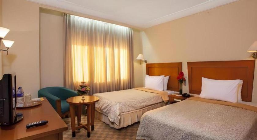 Nalendra Hotel Bandung Zewnętrze zdjęcie